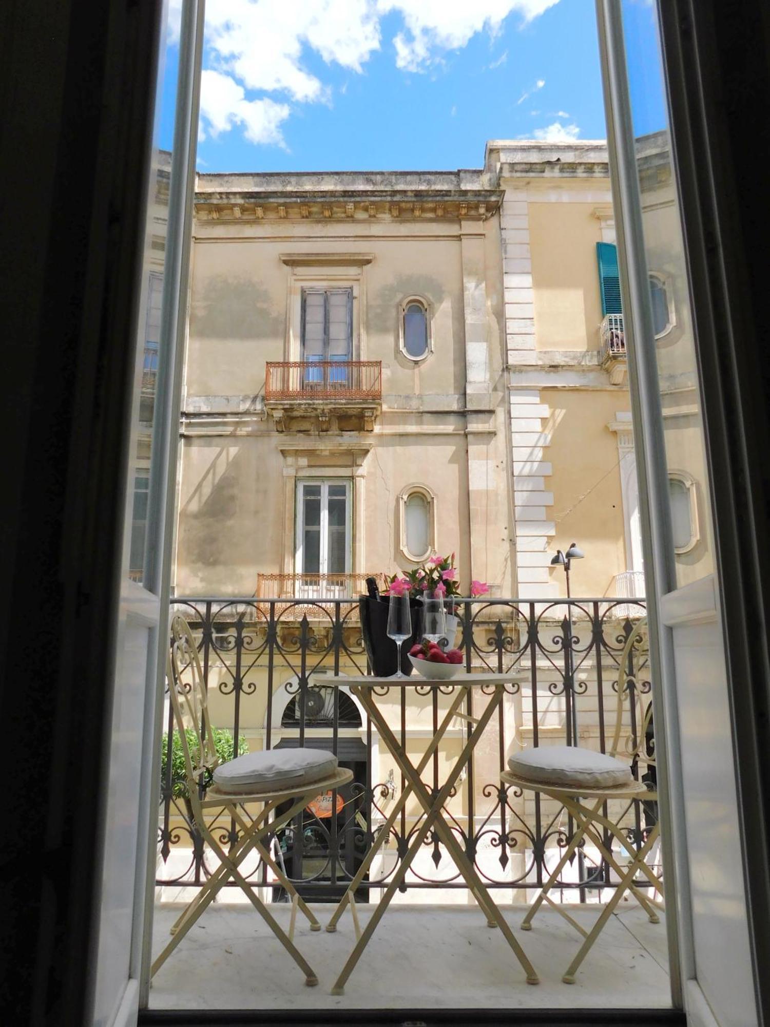 La Dimora Dei Mille Apartment Syracuse Exterior foto